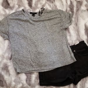 💚5/20$ Forever 21 T shirt